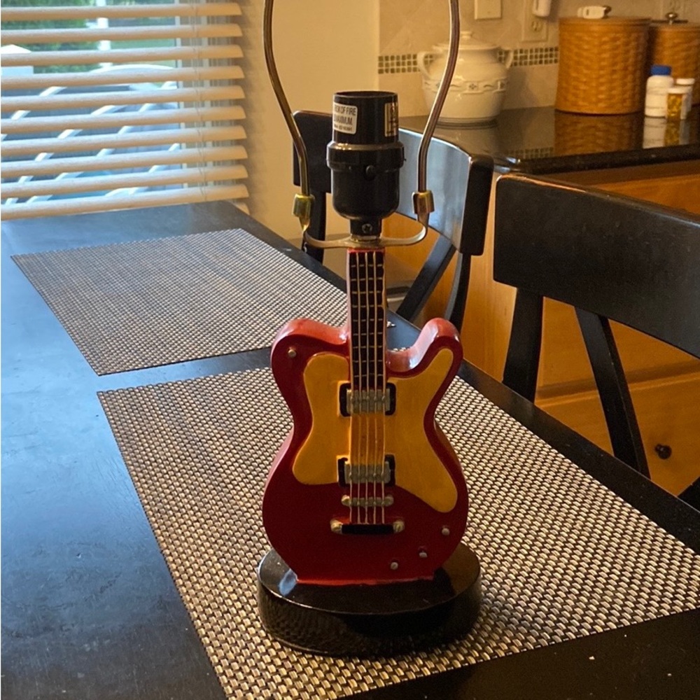 Guitar Lamp